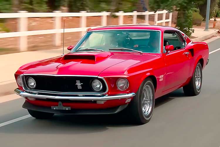 Video: Jay Leno Drives a 1969 Mustang Boss 429